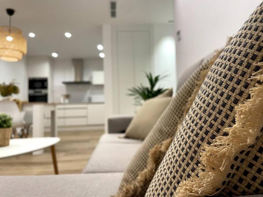 Apartamento Nuevo Centrico Frente Al Mar En Паламос Екстериор снимка